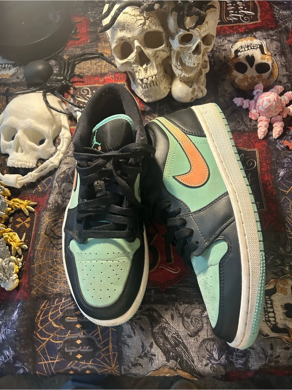 Nike Men’s Athletic Shoes - Black & Mint